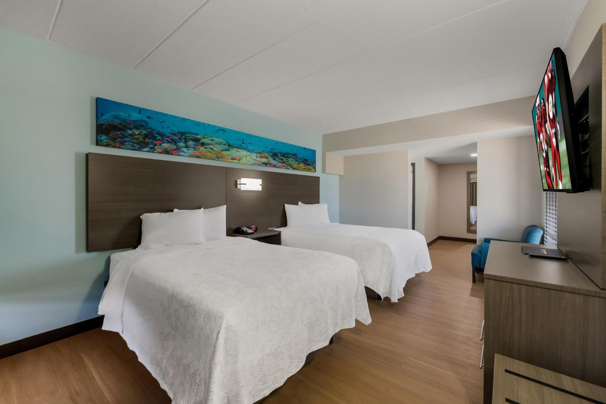 Superior Room Two Double Beds Pool View Smoke