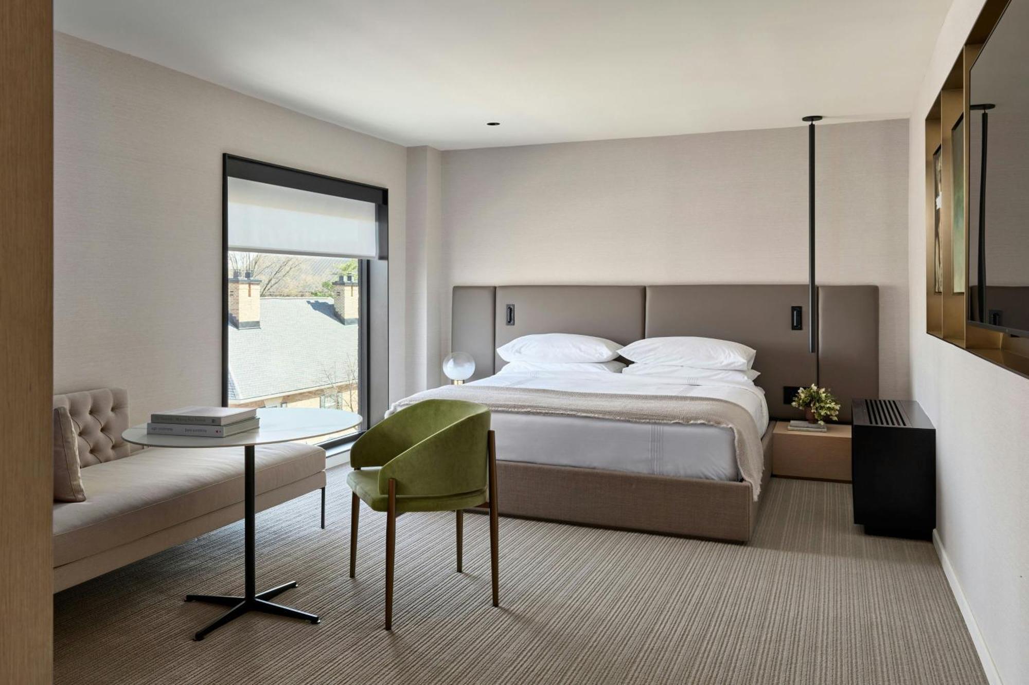 Standard King Room