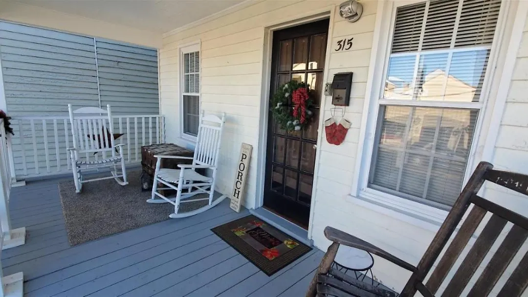 Cubs Cottage-1