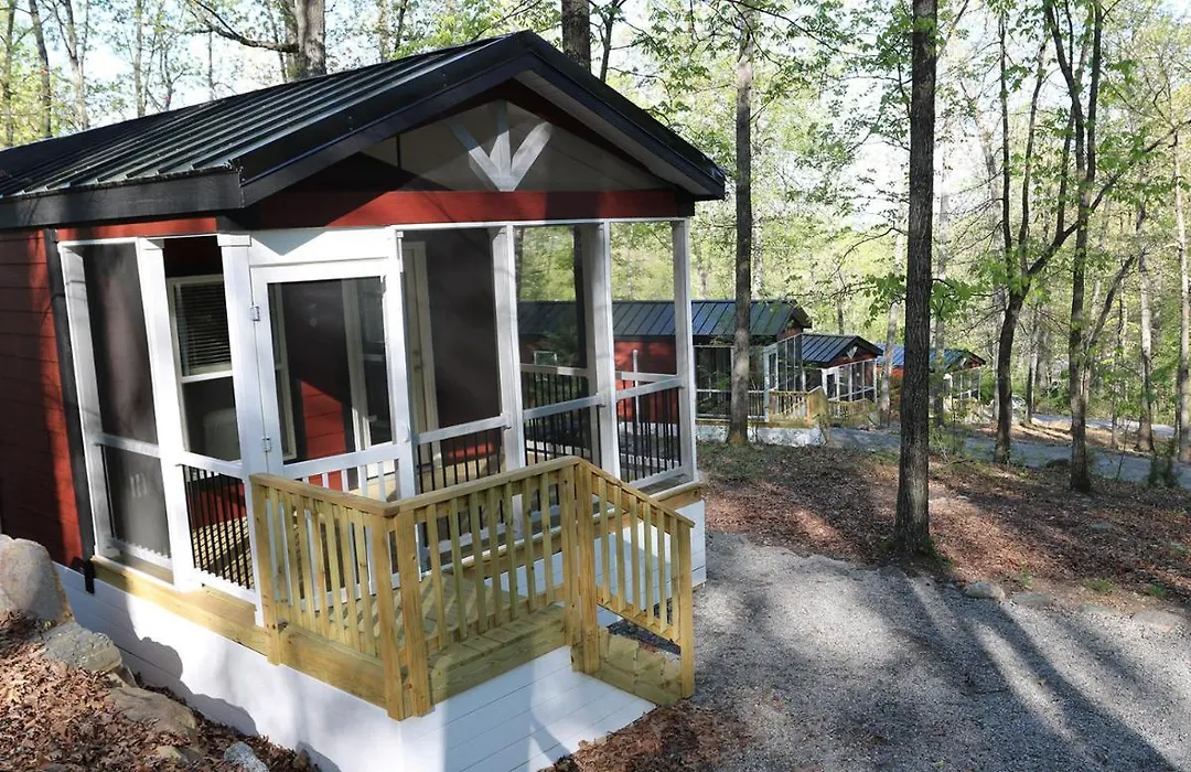 Endless Caverns Rv Resort & Cavern Tours-1