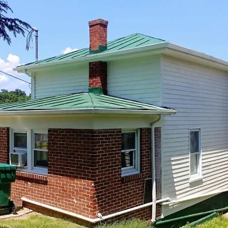 Cubs Cottage-2