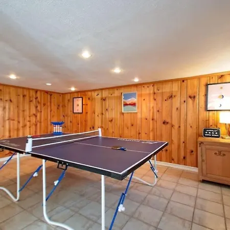 Blue Mountain Farmhouse-3