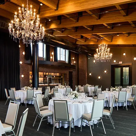 Archer Hotel Tysons-3